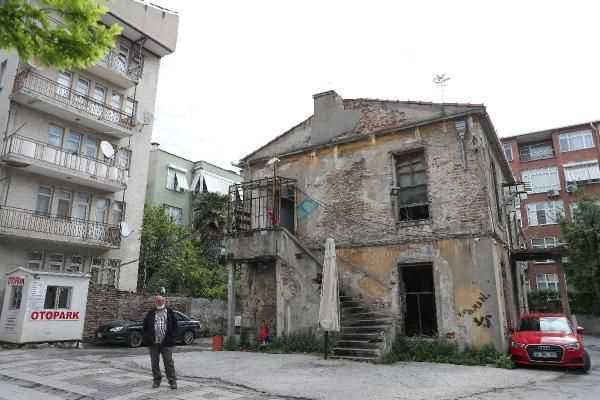 Türk edebiyatının usta ismi Cenap Şahabettin'in evi otopark oldu