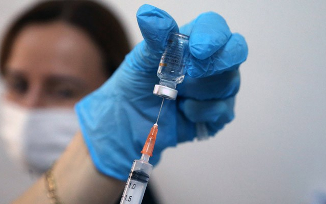 Yerli covid-19 aşısında umut veren rapor: Gönüllülerin tamamında...