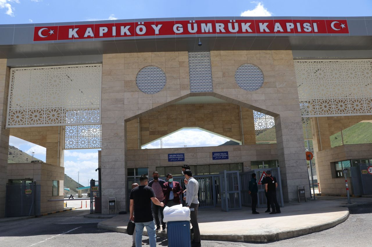 Van'da Kapıköy Gümrük Kapısı açıldı ama gelen yok