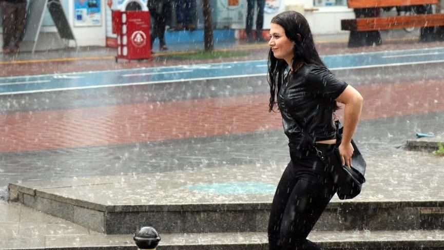 25 Mayıs hava durumu! Meteoroloji uyardı: İstanbul, İzmir, Ankara'da sıcaklıklar artıyor