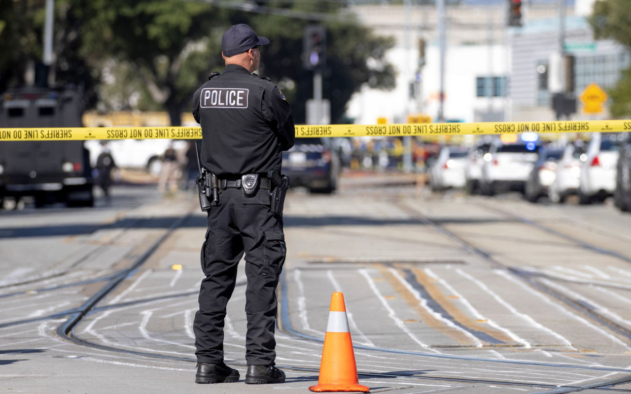 ABD'nin California eyaletindeki silahlı saldırıda çok sayıda kişi hayatını kaybetti