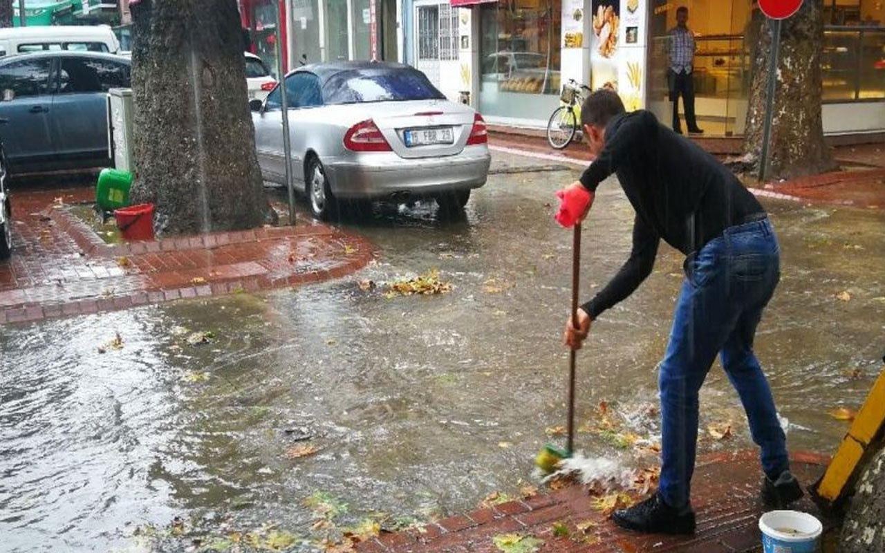 Prof. Dr. Süha Berberoğlu uyardı: 6 ayda yağan yağış 2 aya sıkışacak, tehlikelerle karşı karşıya kalacağız
