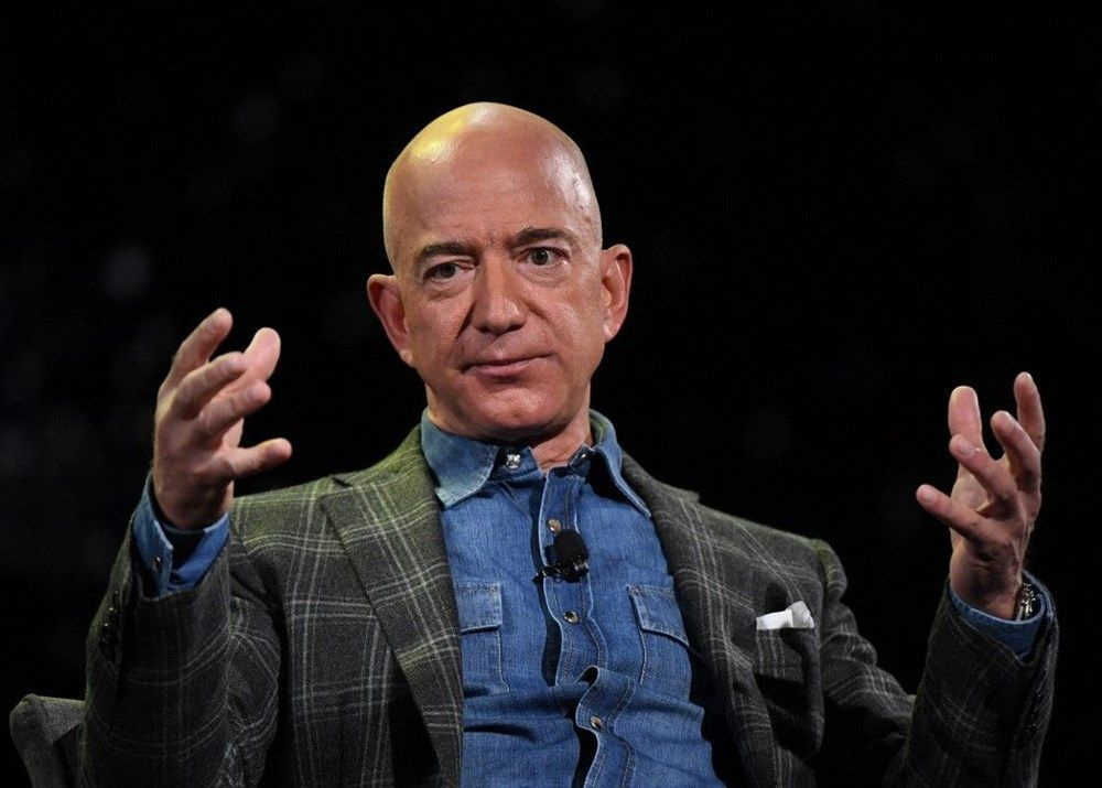 Bernard Arnault, Bezos'u tahtından etti! Birkaç saatliğine en zengin isim oldu