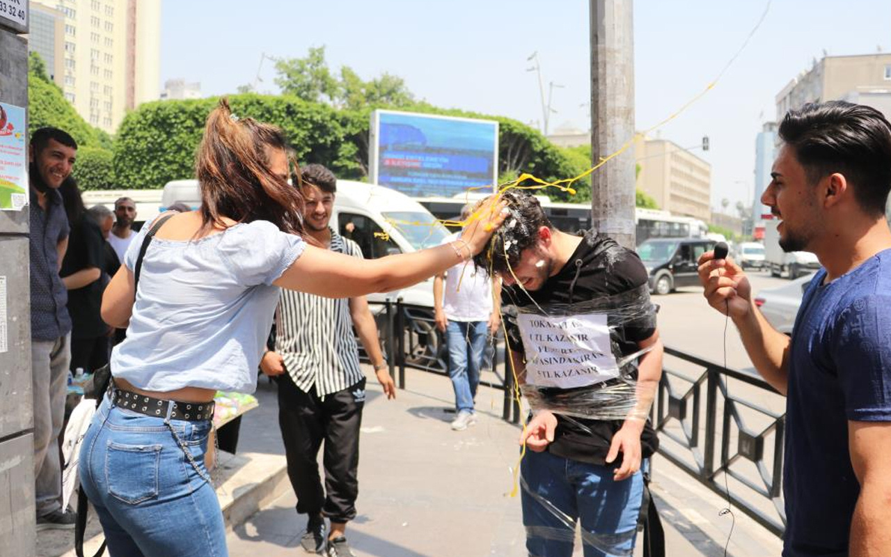 Adana'da direğe bağladı tokat attırıp kafasında yumurta kırdırttı!