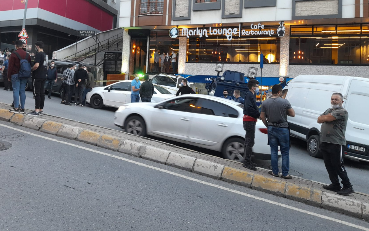 İstanbul'da kafeye silahlı saldırı! Ölü ve yaralılar var