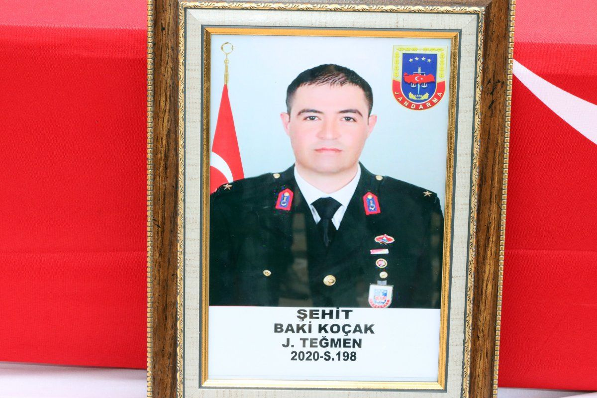 Bitlis şehidi Jandarma Teğmen Baki Koçak memleketi Yozgat'ta ebediyete uğurlandı