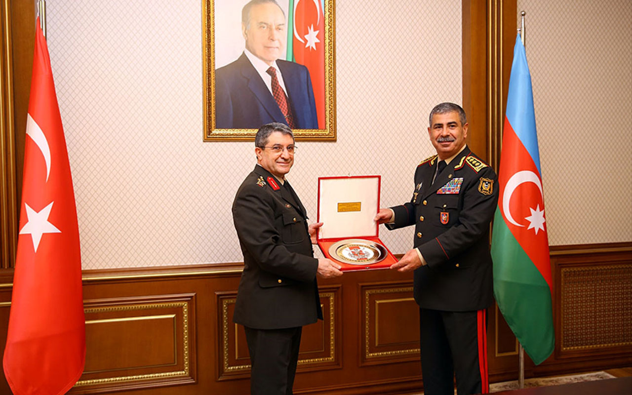 Genelkurmay ikinci Başkanı Korgeneral Selçuk Bayraktaroğlu Azerbaycan'da