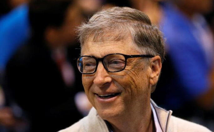 Bill Gates'in 'Aldatma taktiği' deşifre oldu! Altın renkli Porsche otomobil detayı