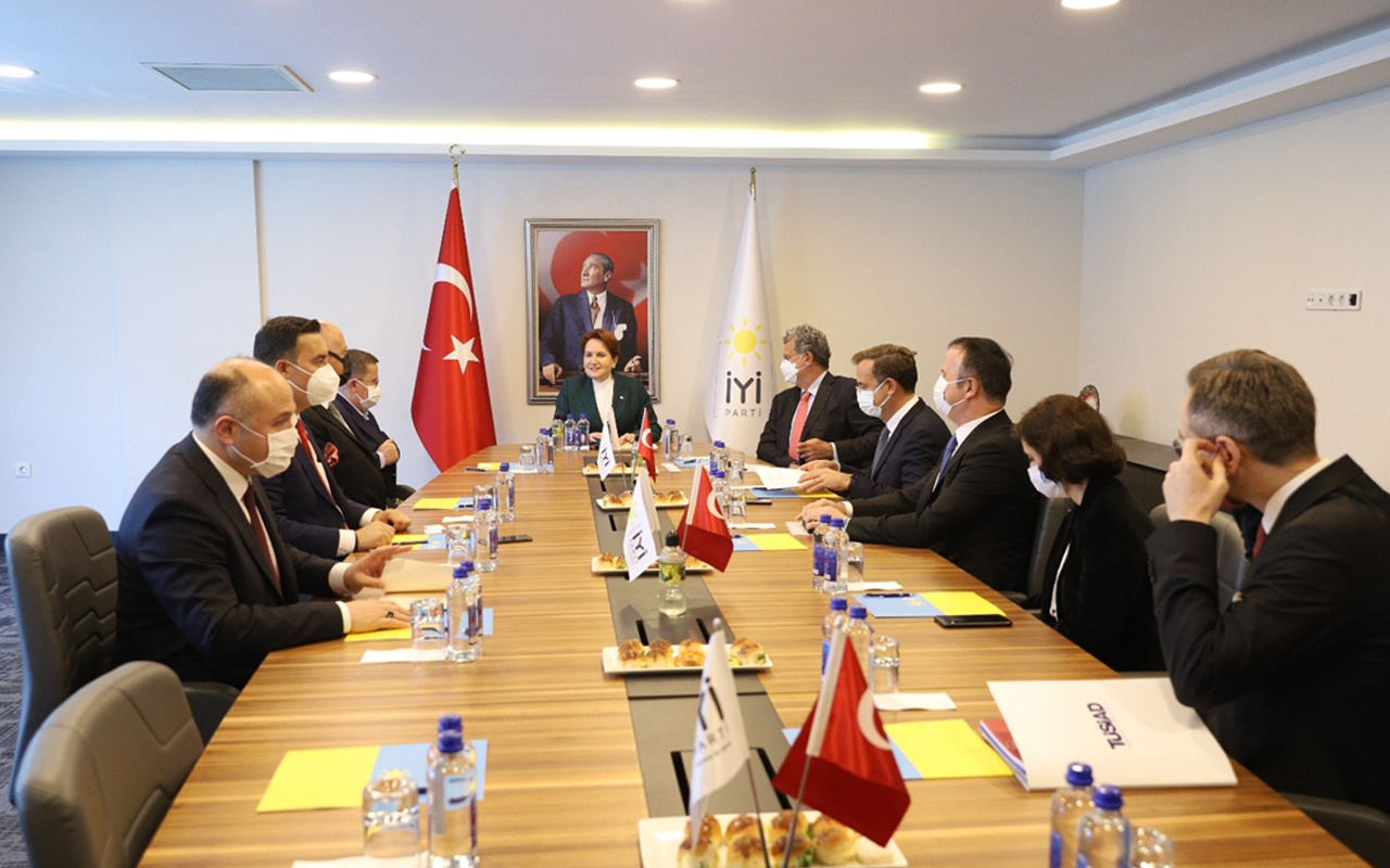 İYİ Parti Genel Başkanı Meral Akşener, TÜSİAD heyetini kabul etti