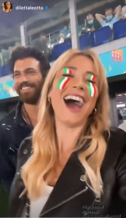 Can Yaman yüzünü gizledi ama İtalyan sevgilisi Diletta Leotta ifşa etti
