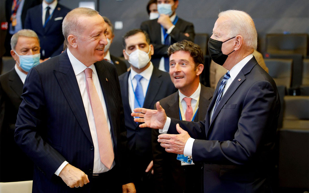 Cumhurbaşkanı Erdoğan ile ABD Başkanı Biden'dan ayaküstü ilk görüşme