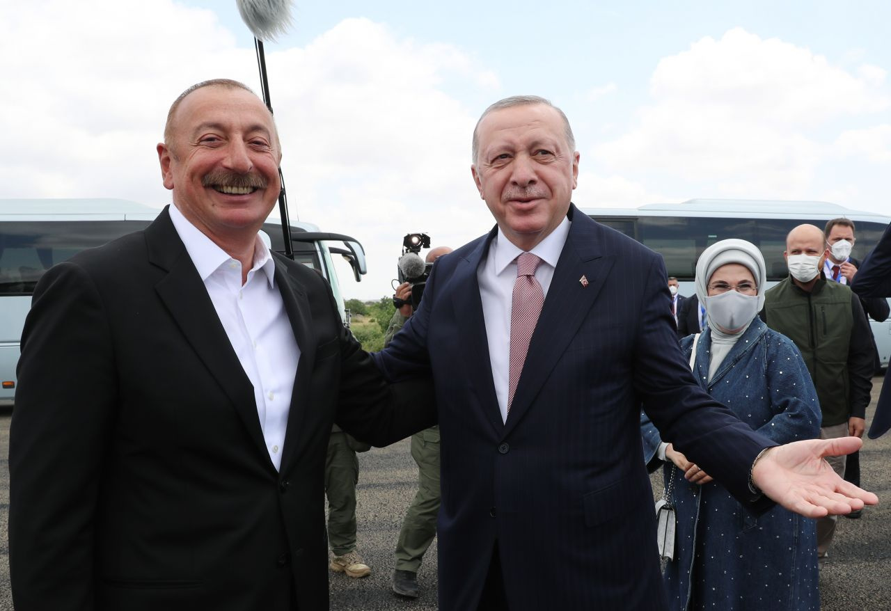 Erdoğan Azerbaycan'da Aliyev ile buluştu bir ilk olacak