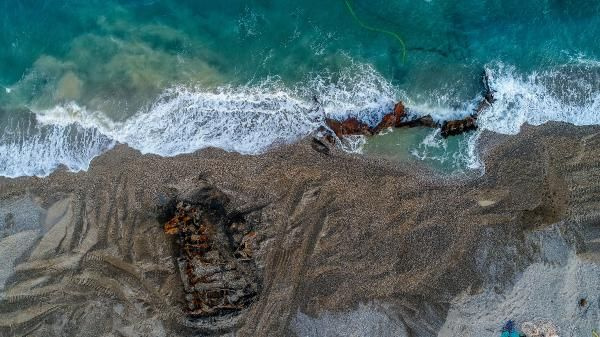 Antalya açıklarında 83 yıl önce batan geminin enkazı gün yüzüne çıkartıldı