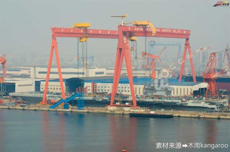 ABD dışında şimdiye kadar yapılmış en büyük uçak gemisi olacak Çin gövde gösterisi yaptı