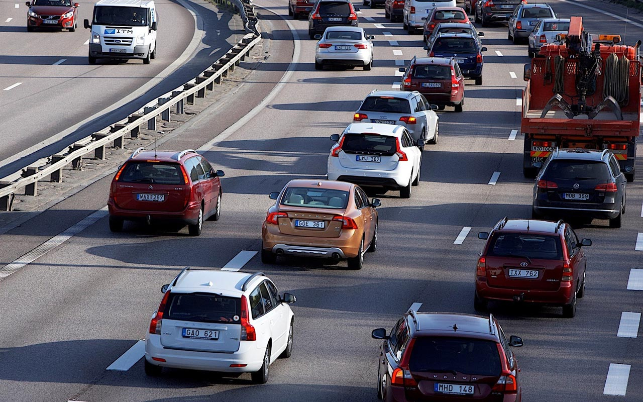 AB'de trafikte yeni dönem: Araçlara "karakutu" zorunluluğu geliyor