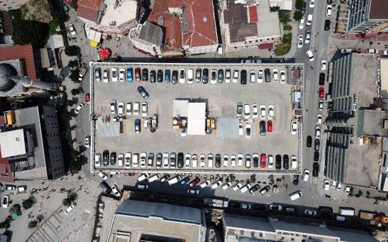 Karaköy'deki 45 yıllık katlı otopark yıkılıyor! Yerine meydan yapılacak