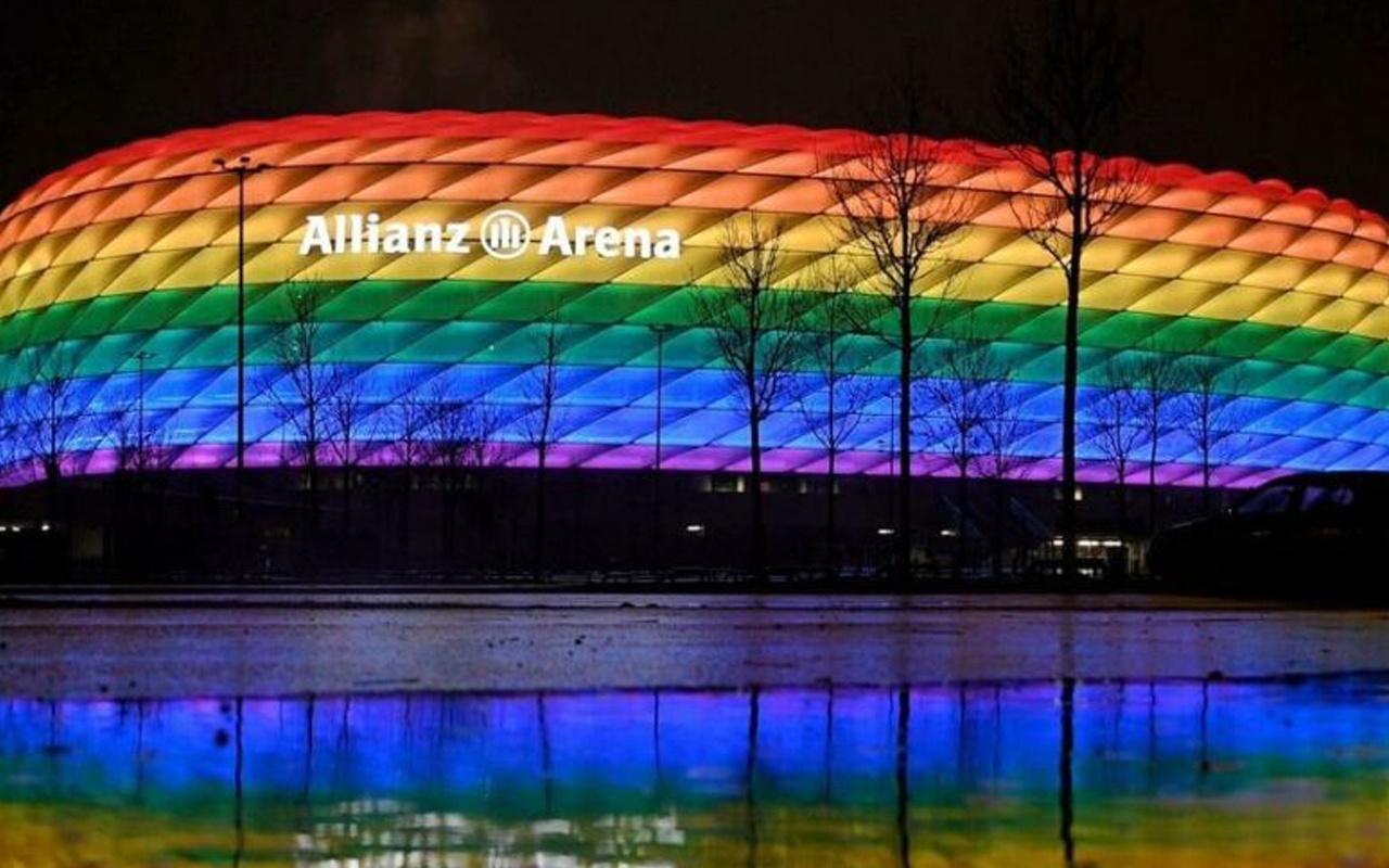 UEFA çark etti! LGBT'ye destek veren paylaşım