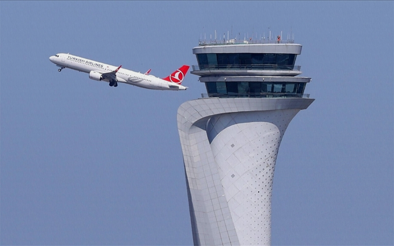 İstanbul Havalimanı yine rekor kırdı. Günlük uçuş ve yolcu sayısında tüm zamanların rekoru kırıldı
