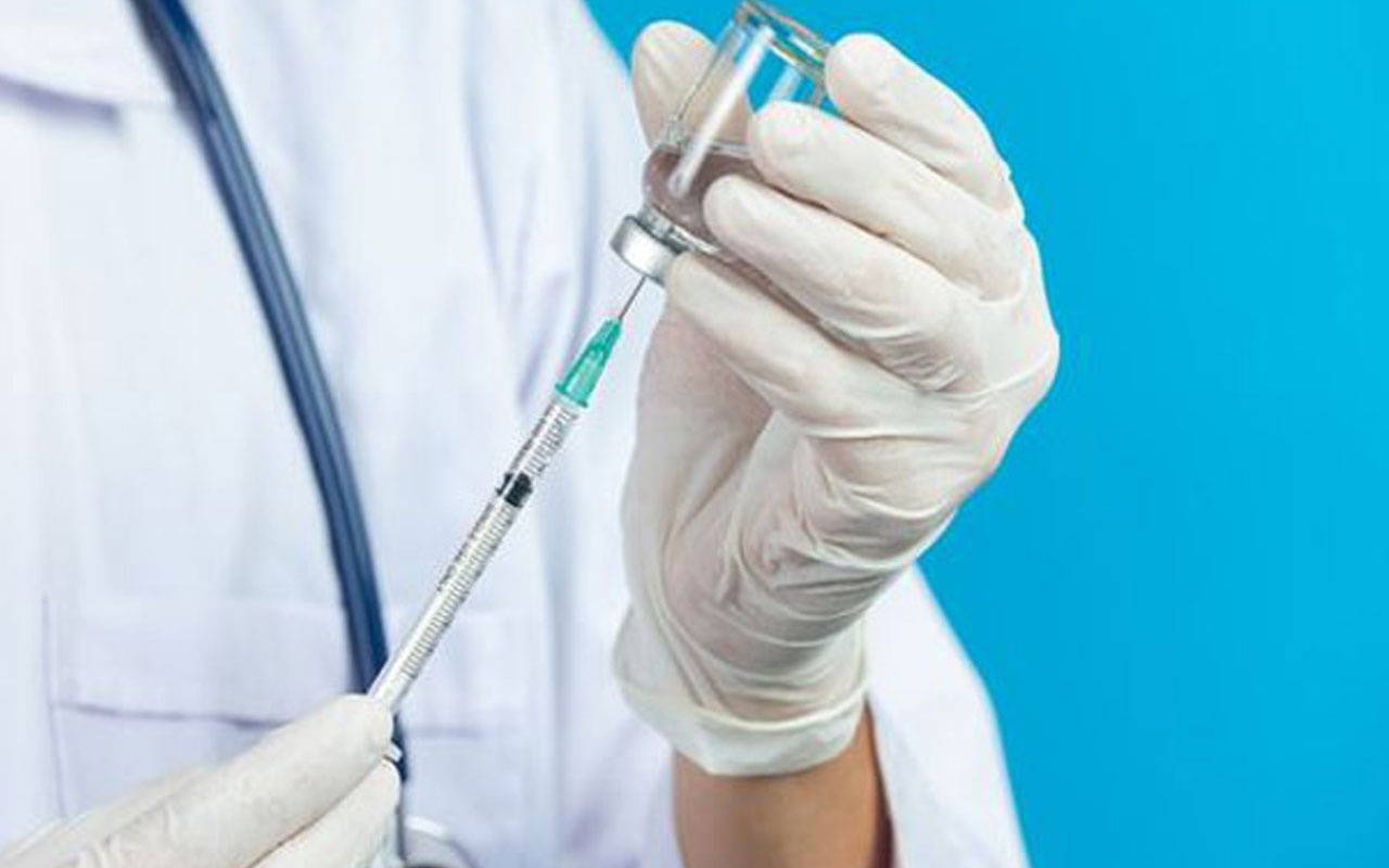 4. doz aşı olacak mı kimler 4. doz olacak? Aşı kaç yıl koruyor