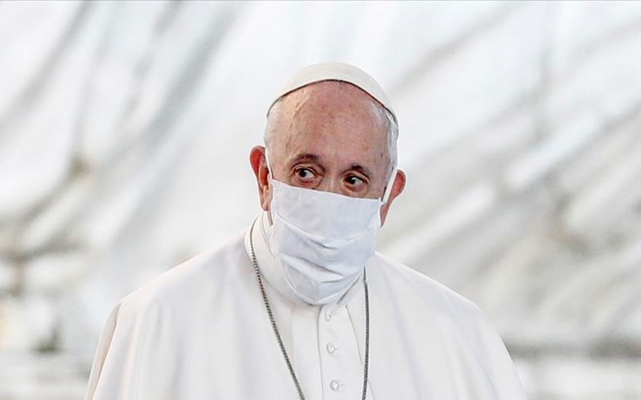 Papa Franciscus ameliyat için hastaneye kaldırıldı