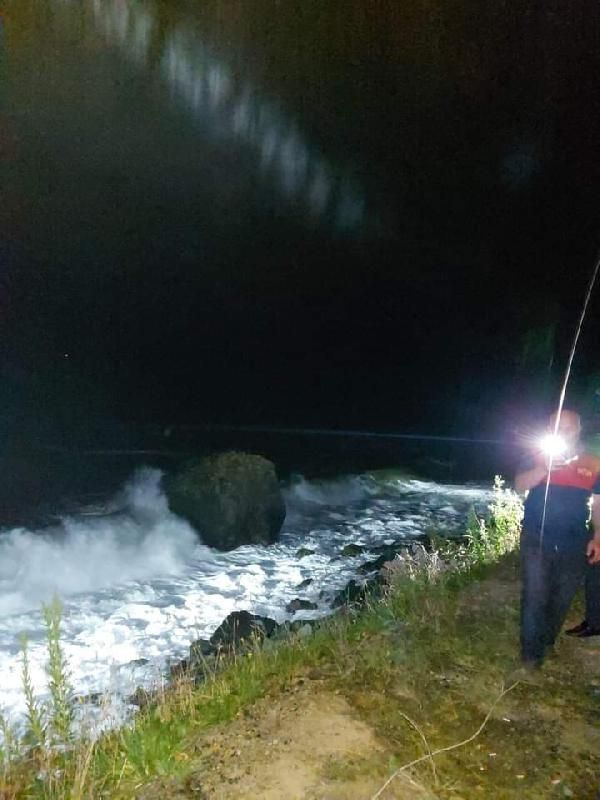 Rize'de feci olay! Denizde kayboldu son anları kameraya yansıdı