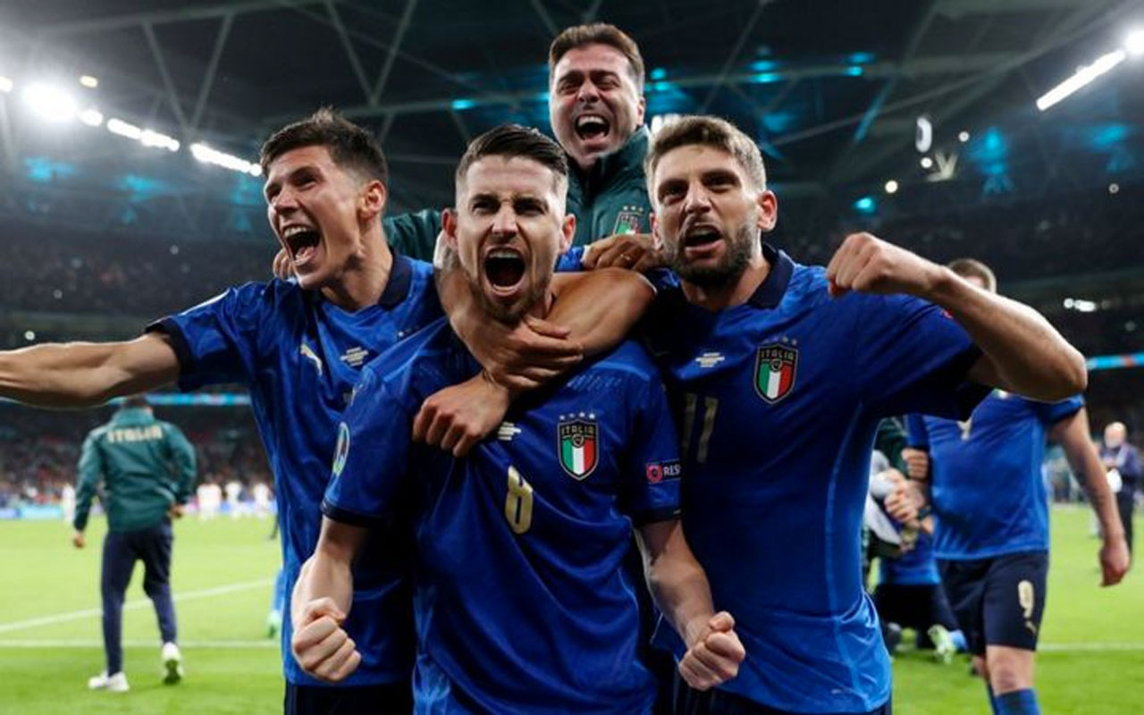 EURO 2020 yarı finali İtalya basınında: Finali İspanya hak etti ama 'Tanrı İtalyan'
