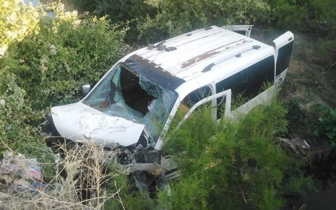 Suriyeli sürücü uyudu biri 10 günlük 2 bebeği öldü