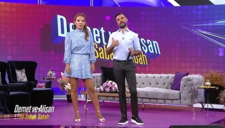 Kanal D Gelinim Mutfakta yeni sunucusu Demet Akalın... Seda Sayan'dan intikam!