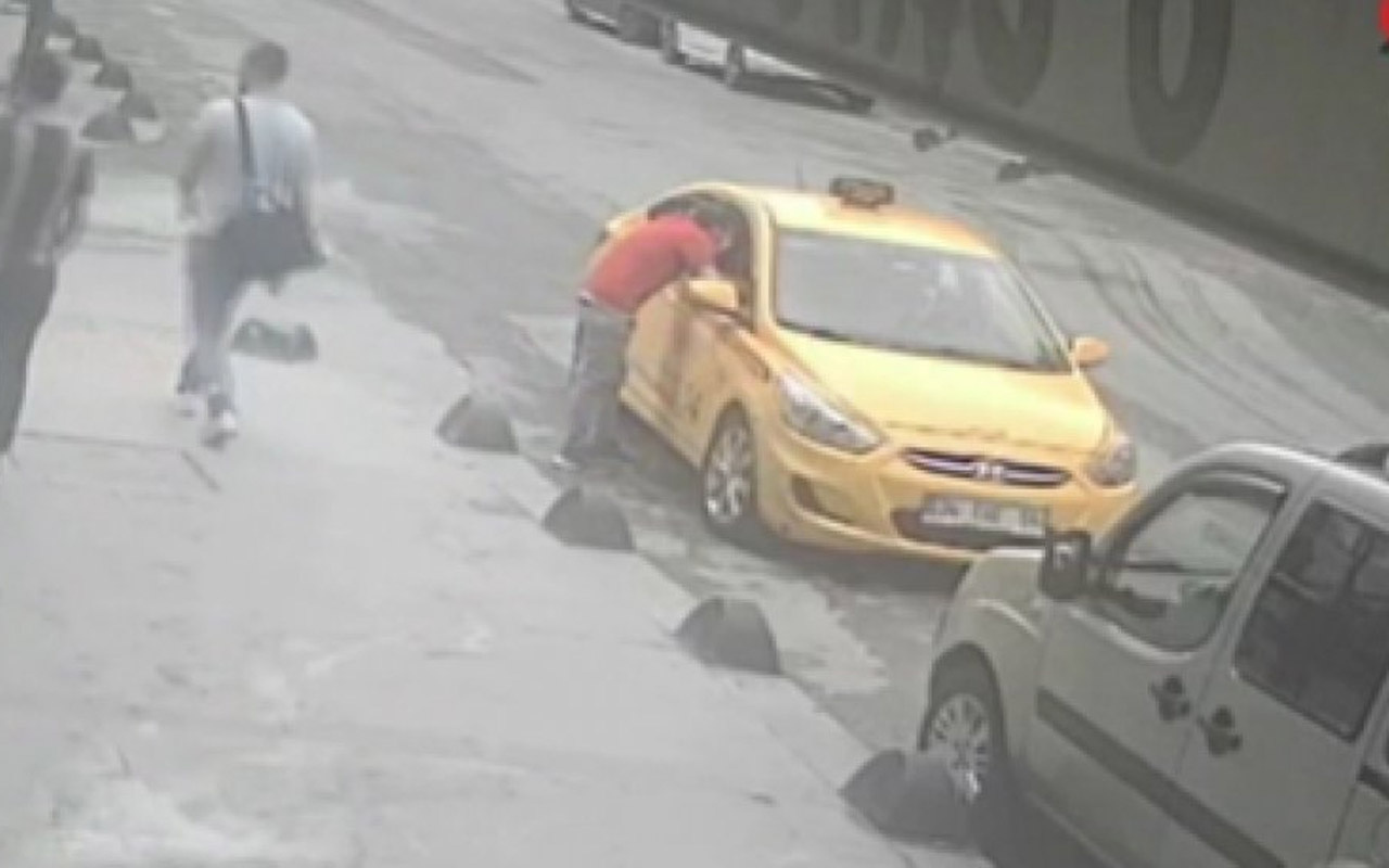 Sultangazi'de taksi şoförü, parası yetmeyen yolcunun cep telefonunu çaldı