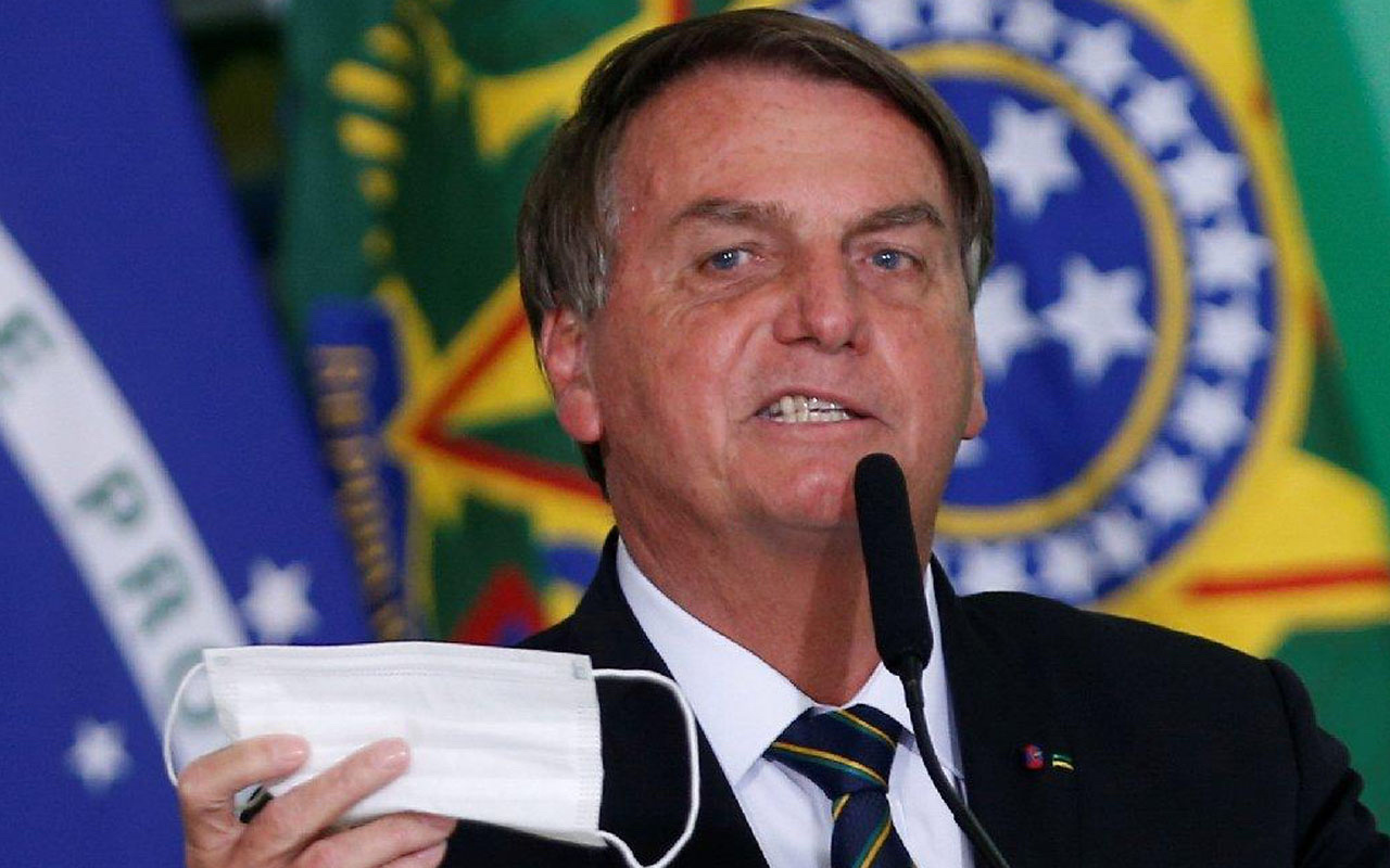 Brezilya lideri Bolsonaro hıçkırık yüzünden hastaneye kaldırıldı