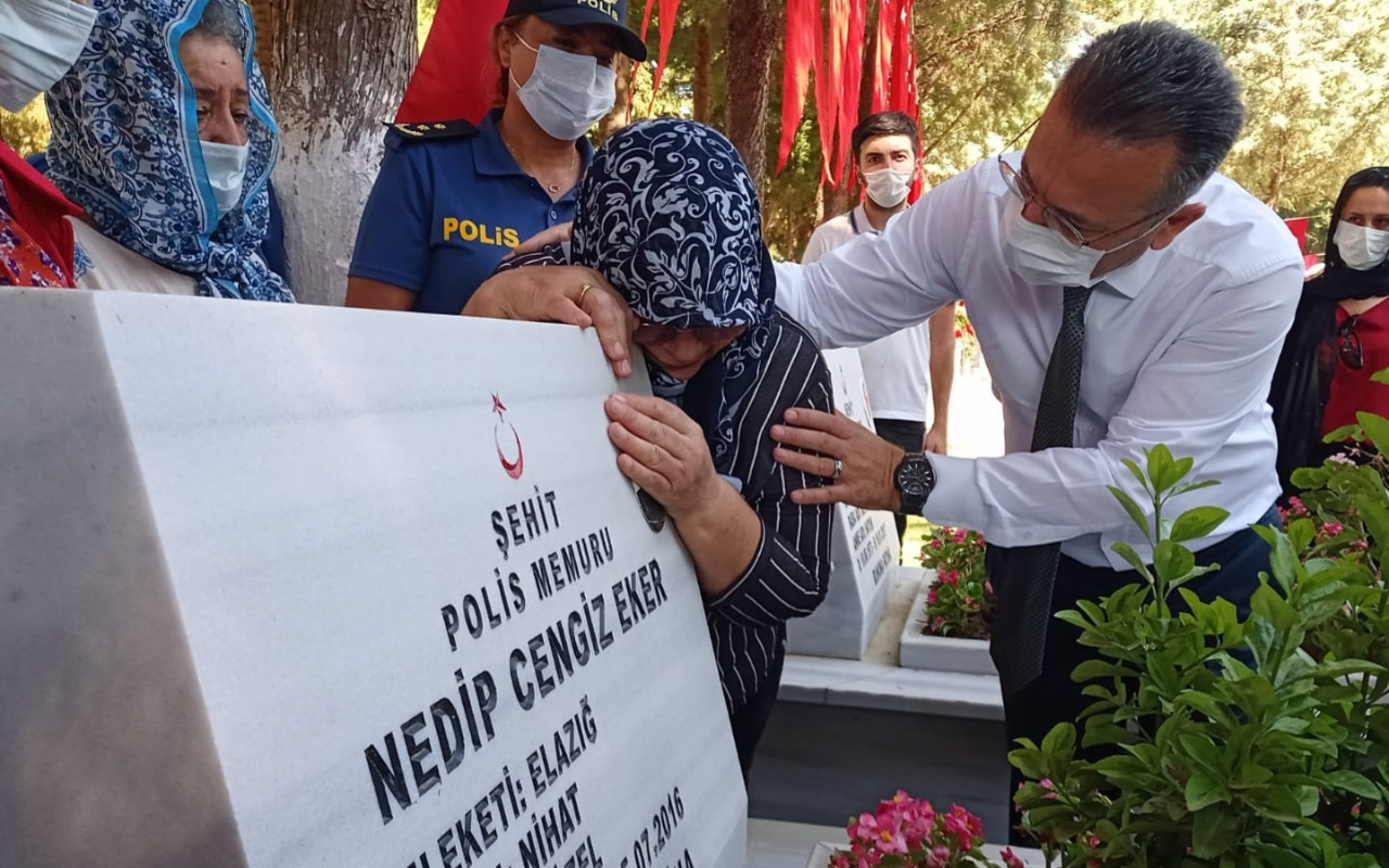 Aydın'da gözyaşları sel oldu! 15 Temmuz şehidinin annesinin ağıtları yürekleri dağladı