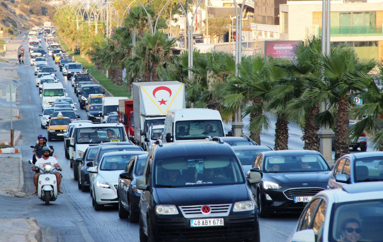 Bodrum’da nüfus 1 milyona yaklaştı! Oteller ve sahiller doldu taştı