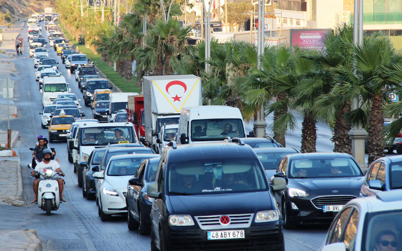 Bodrum’da nüfus 1 milyona yaklaştı! Oteller ve sahiller doldu taştı