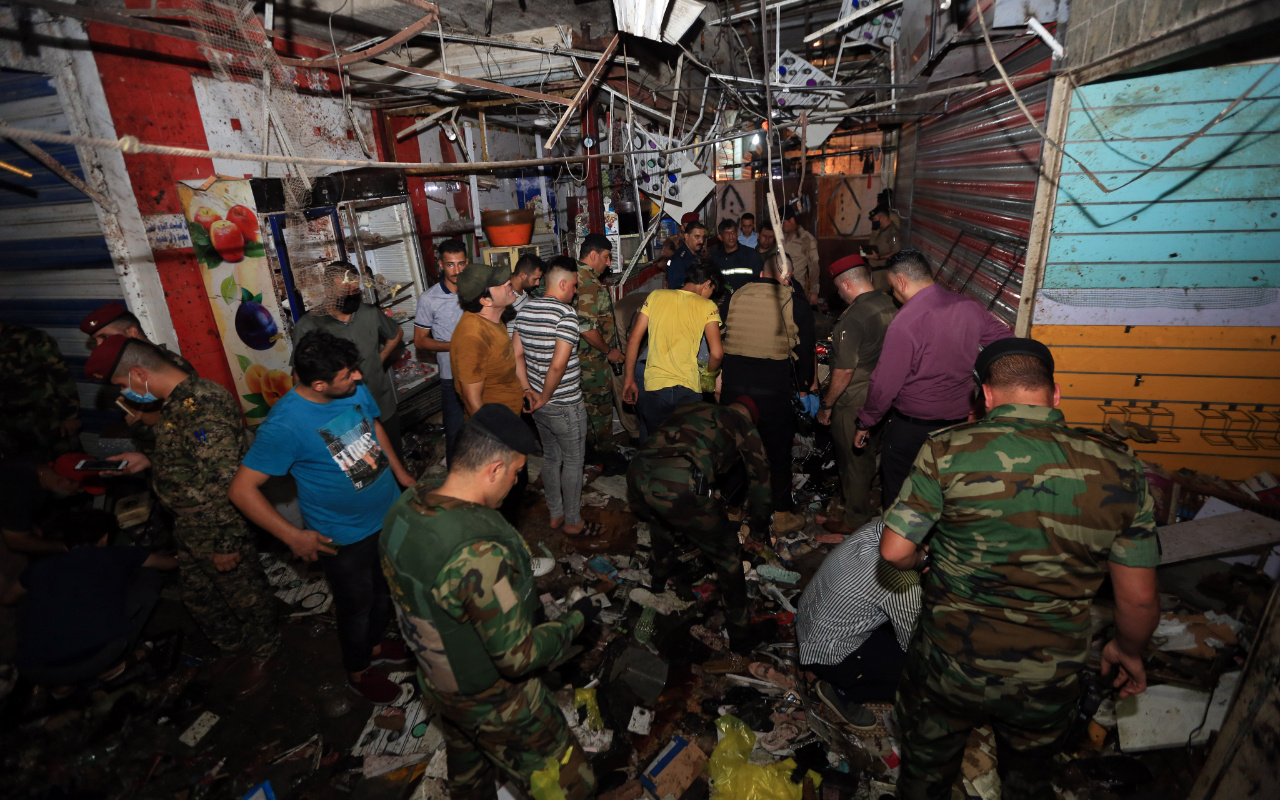 Irak'ın başkenti Bağdat'taki halk pazarında patlama 22 ölü