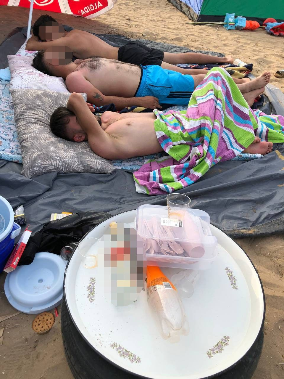 Antalya'da sahiller ağzına kadar doldu! Pes dedirten görüntüler: Böyle tatil olmaz