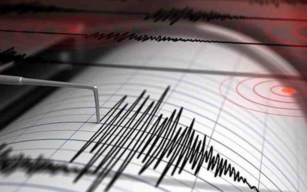 Osmaniye saat 23:55'te sallandı! AFAD duyurdu: depremin şiddeti 4.2