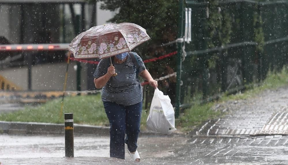 İstanbul'da sıcaklık 50 dereceyi görecek! Uzmanlardan 'yılın en sıcak günü' uyarısı