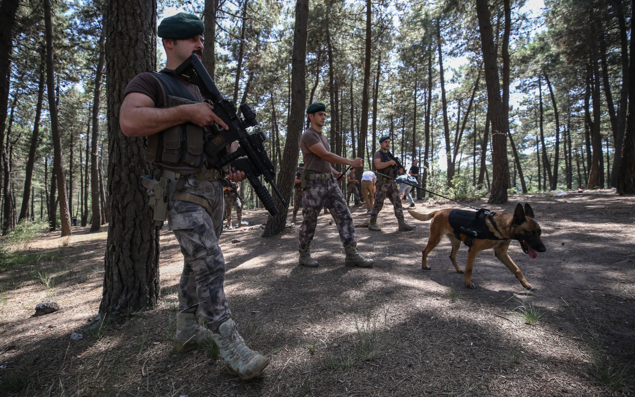 İstanbul polisinden orman yangınlarına karşı helikopter destekli güvenlik önlemi