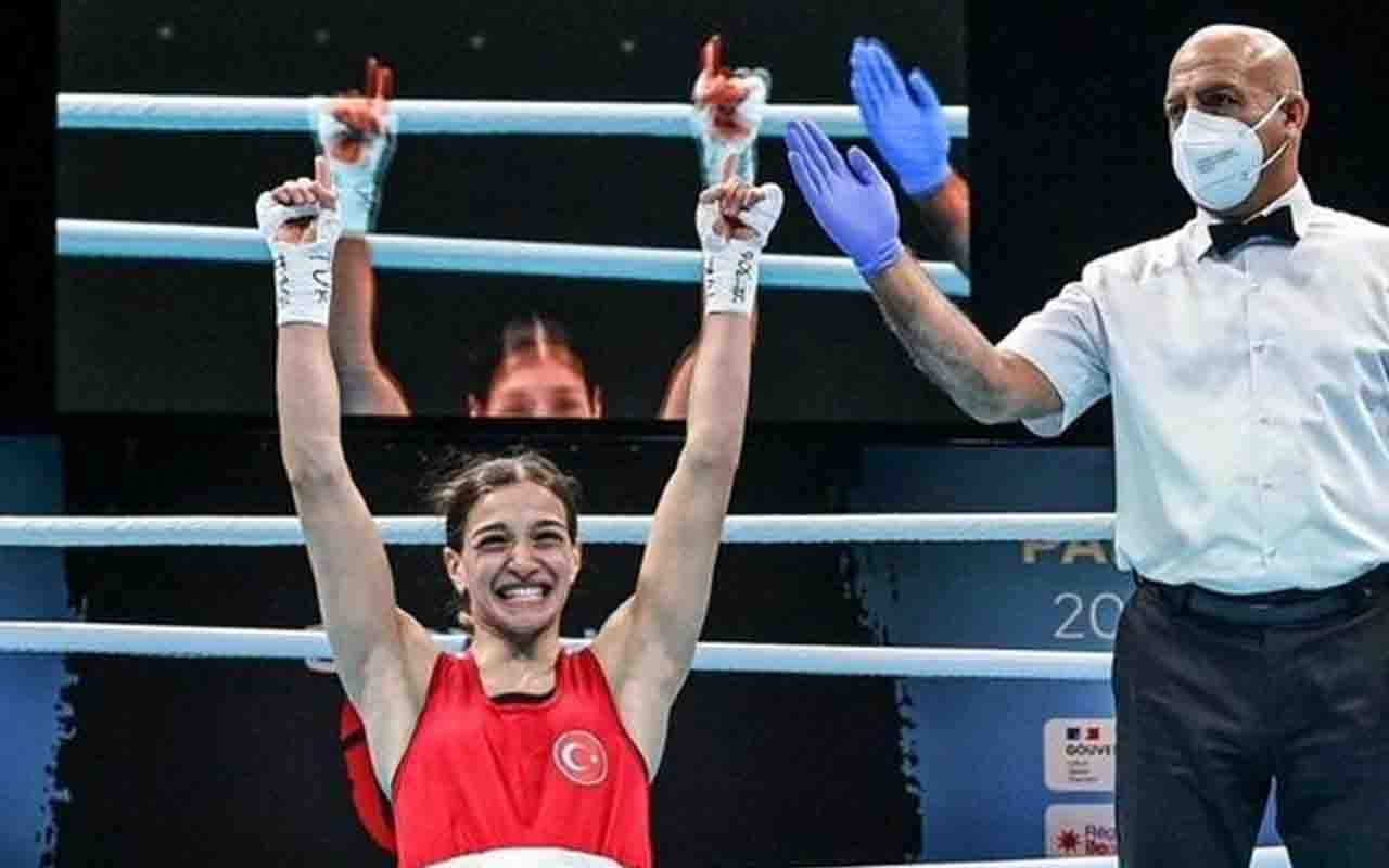 Buse Naz Çakıroğlu, Tokyo Olimpiyatları'nda çeyrek finalde