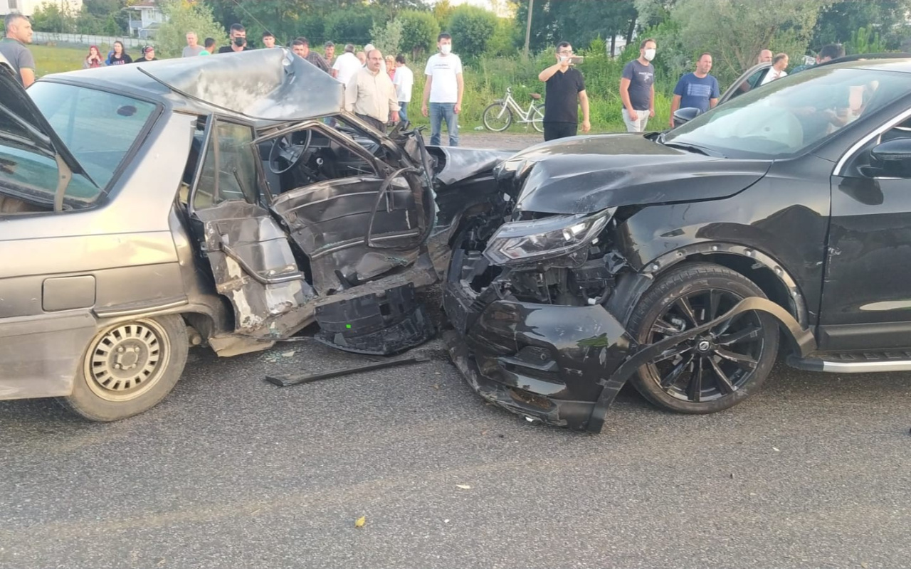 Samsun'da feci kazada can pazarı! 5 araç birbirine girdi: Yaralılar var