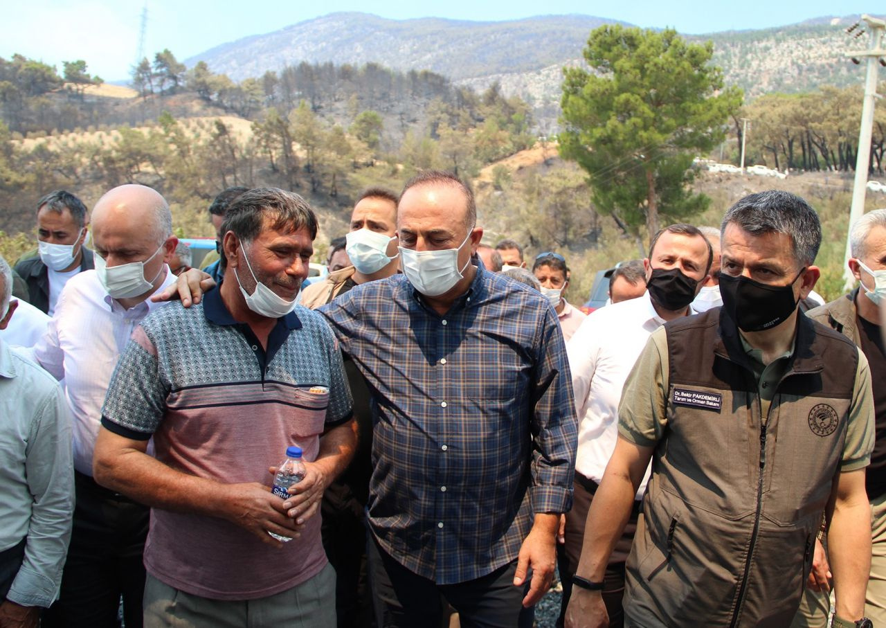 Antalya Manavgat'ta karı koca yanarak can verdi! Cenazede gözyaşları sel oldu