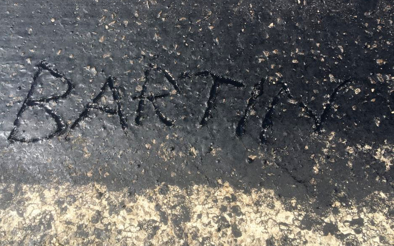 Bartın'da sıcak hava asfalt eritti