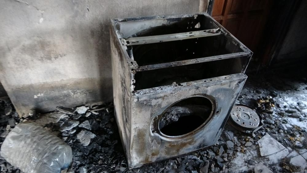 Manavgat'taki yangında tamamen küle dönen evde Kur'an-ı Kerimler zarar görmedi