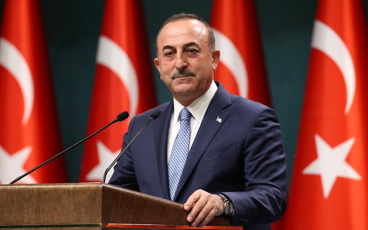 Dışişleri Bakanı Mevlüt Çavuşoğlu'ndan Bakan Süleyman Soylu'ya taziye mesajı
