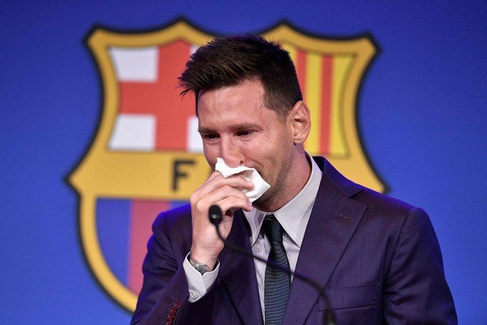 Lionel Messi, Barcelona'ya gözyaşları arasında veda etti! Yeni takımını açıkladı