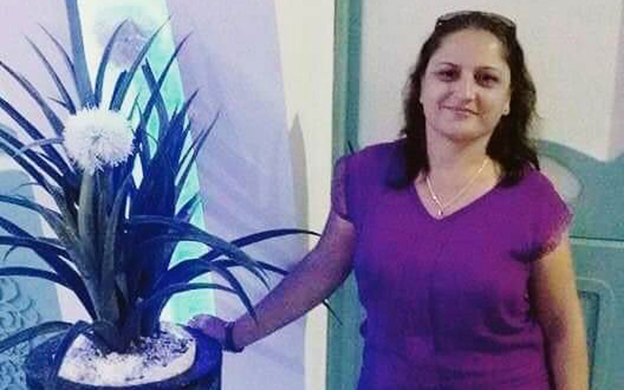  Antalya'da fırtınada kopan tabela anneyi öldürdü