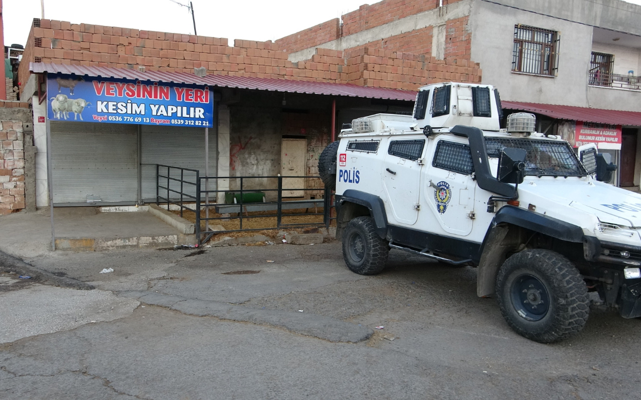Diyarbakır’da yer kavgası kanlı bitti 1 ölü 1 yaralı