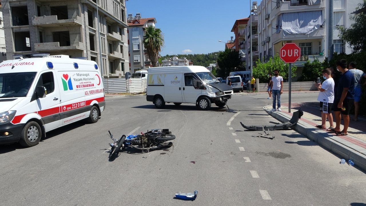 Antalya'da feci kaza! Genç kızın feryatları yürek burktu: Ayağım nerede