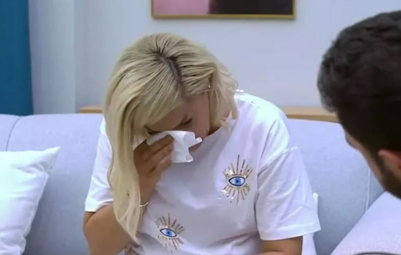 Popstar Mehtap Yılmaz pavyon hayatından kurtulduğu günü gözyaşlarıyla anlattı