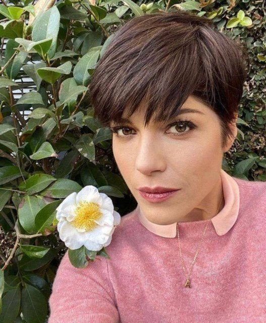 MS hastası oyuncu Selma Blair: 'Ölümünü planla' dediler